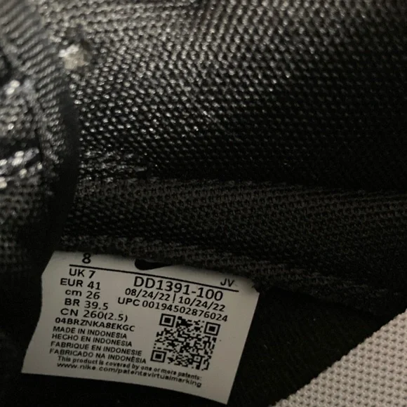 Nike Dunk Low Retro Black White “Pandas” mens 8 - Picture 7 of 7